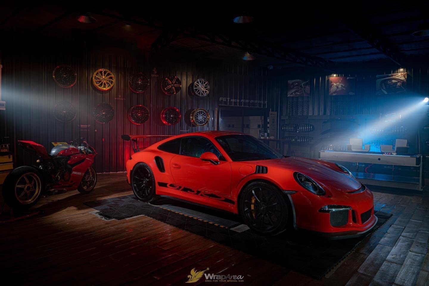 FGT Forged ผู้ผลิตล้อ Forged และ Auto parts ประสิทธิ์ภาพสูง High Performance มีให้เลือกมากกว่า 10,000 รายการ
    